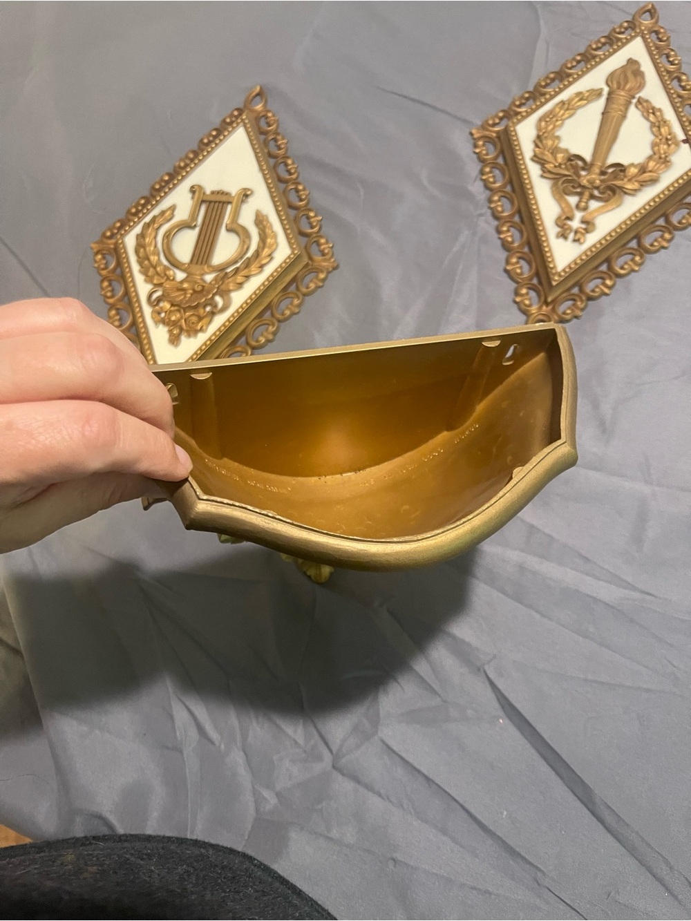 Homco Gold and Cream Ornate 4-Piece Wall Plaque Set with Urn and Lyre Motifs - Picture 6 of 12